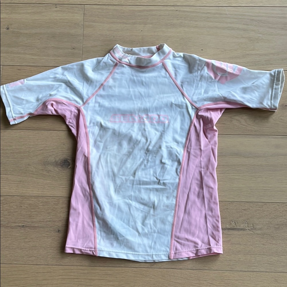 VTG Women’s Cycling Pink and White Shirt